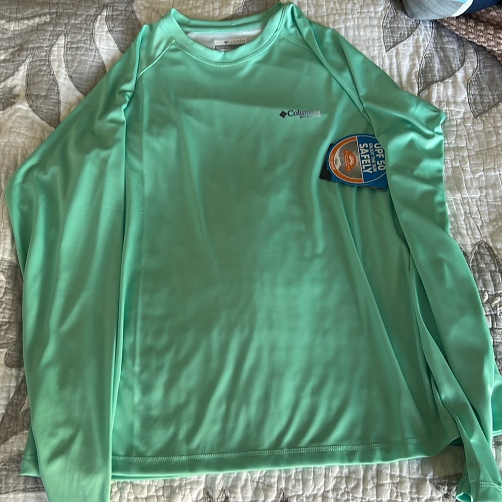 Columbia women’s dri fit long sleeve size L